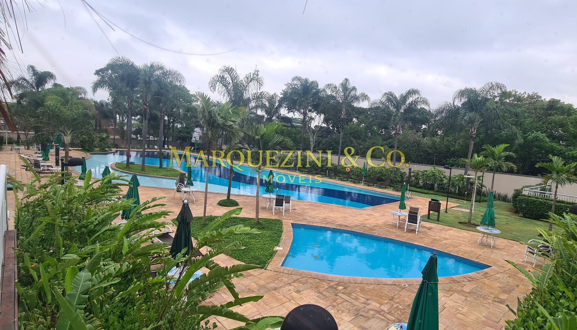Apartamento locação condomínio clube
