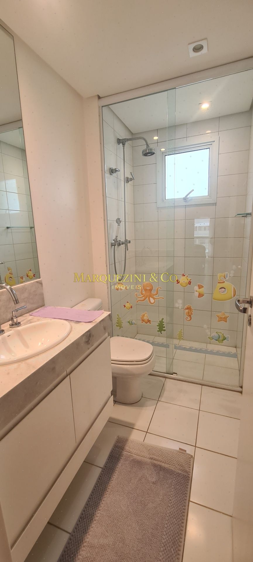 Apartamento locação condomínio clube
