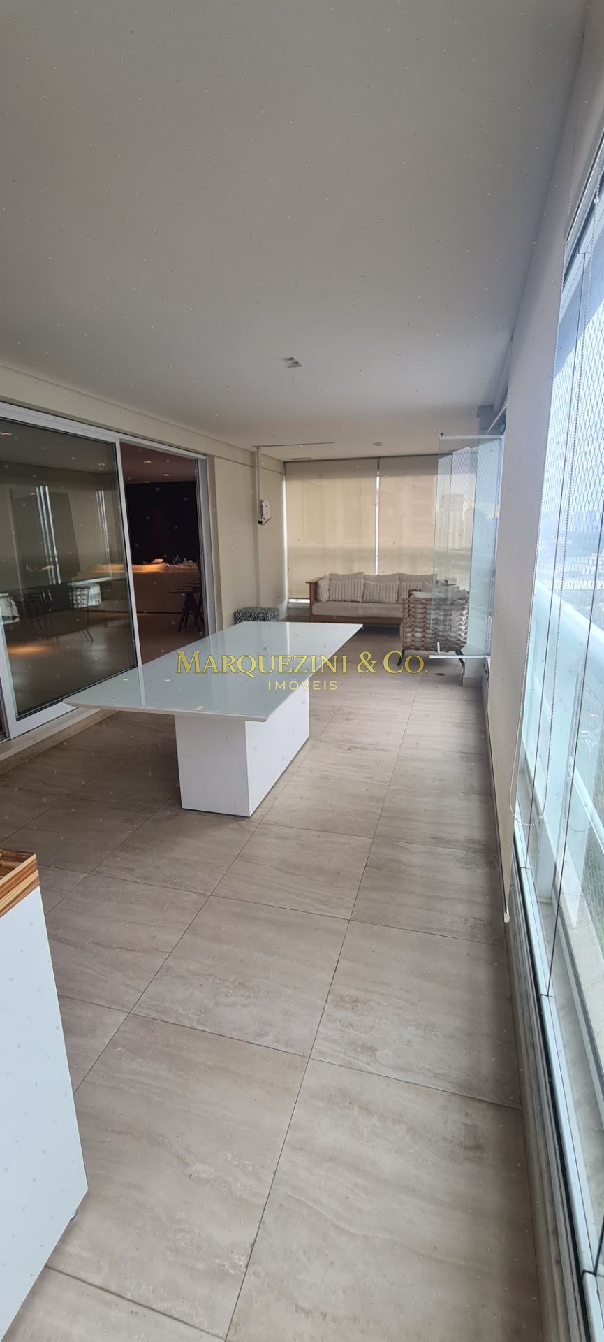 Apartamento locação condomínio clube