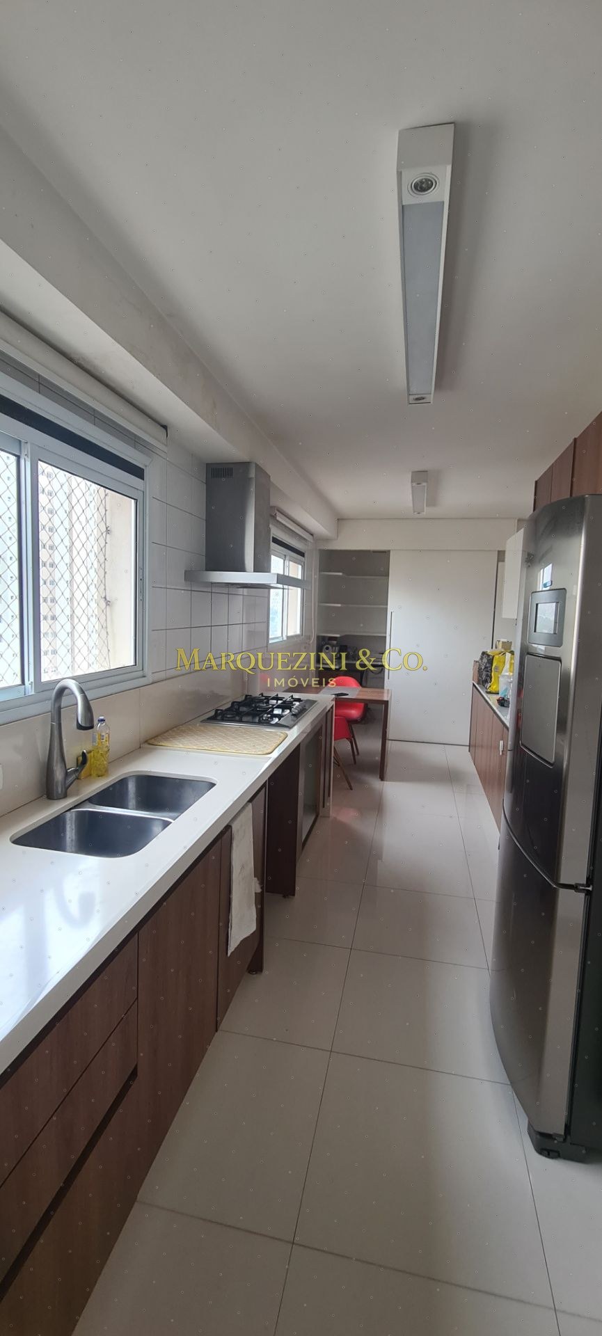 Apartamento locação condomínio clube