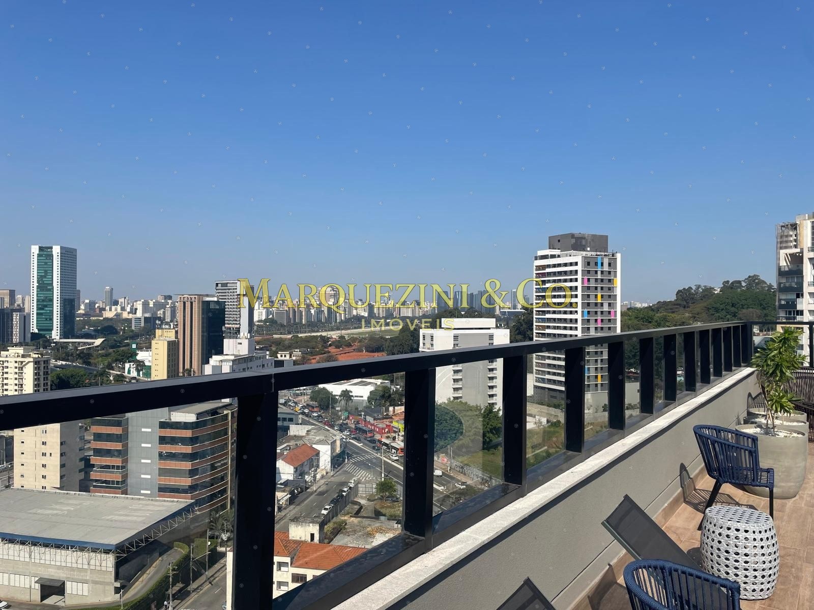 Apartamento de 1 dormitório com vaga de garagem próximo da Estação Butantã