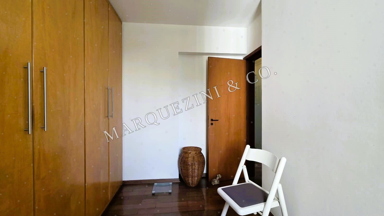 Apartamento 3 quartos e 2 vagas Jardim das Vertentes