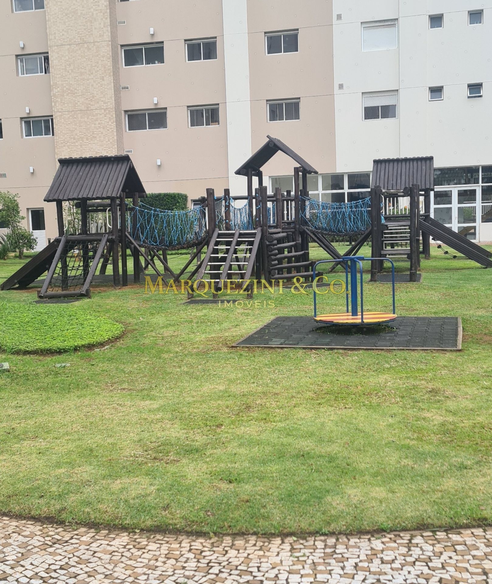 Apartamento locação condomínio clube