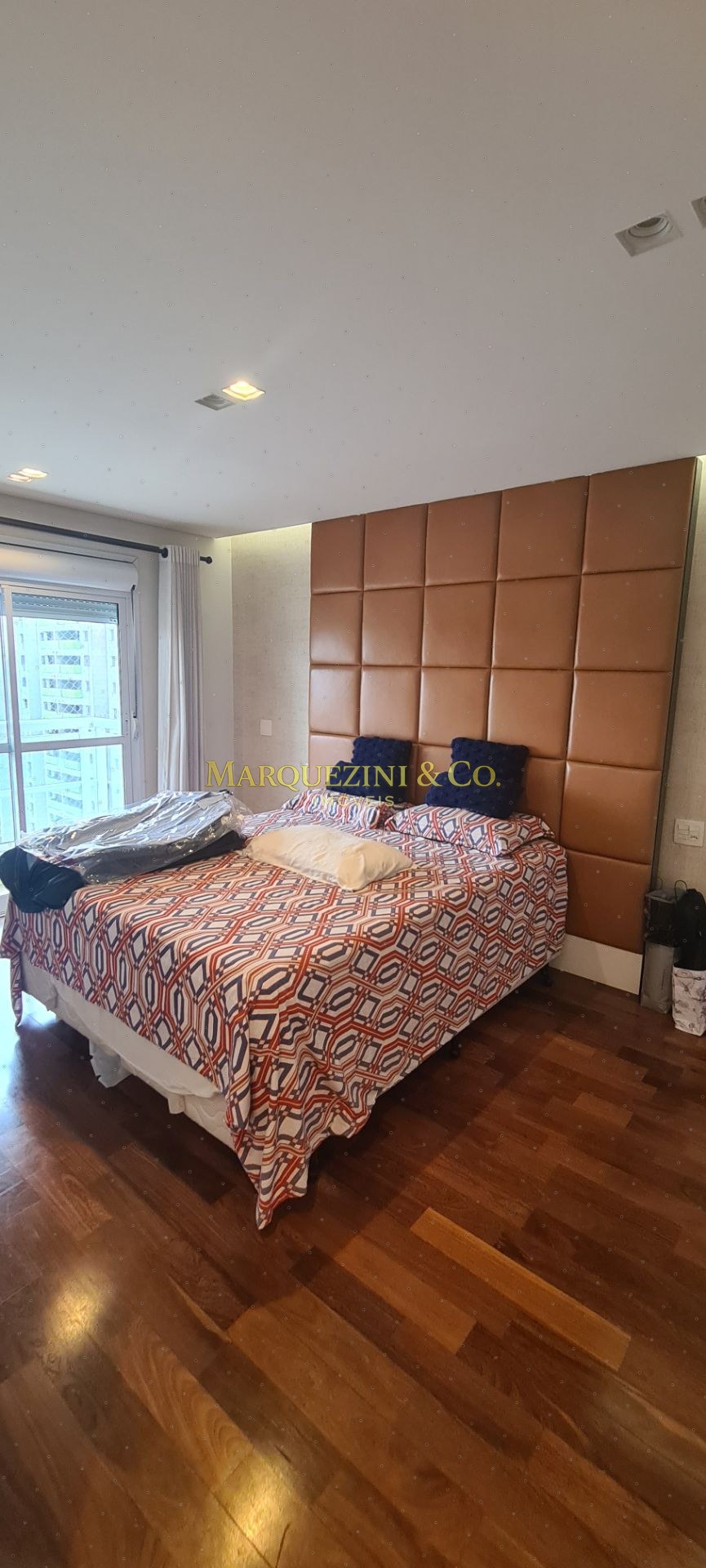 Apartamento locação condomínio clube