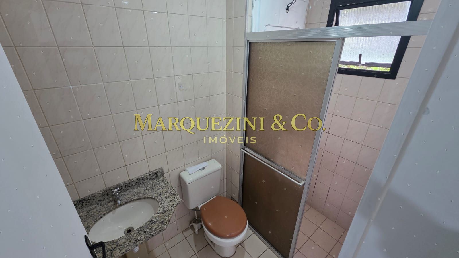 Apartamento 2 dormitórios com vaga